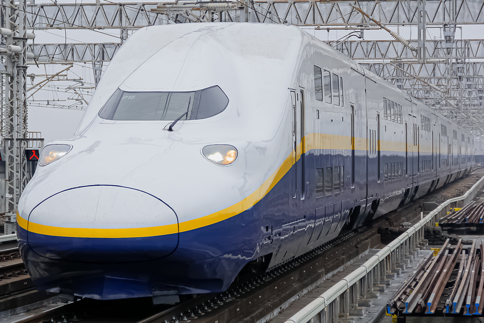 JR東E4系P15編成の写真