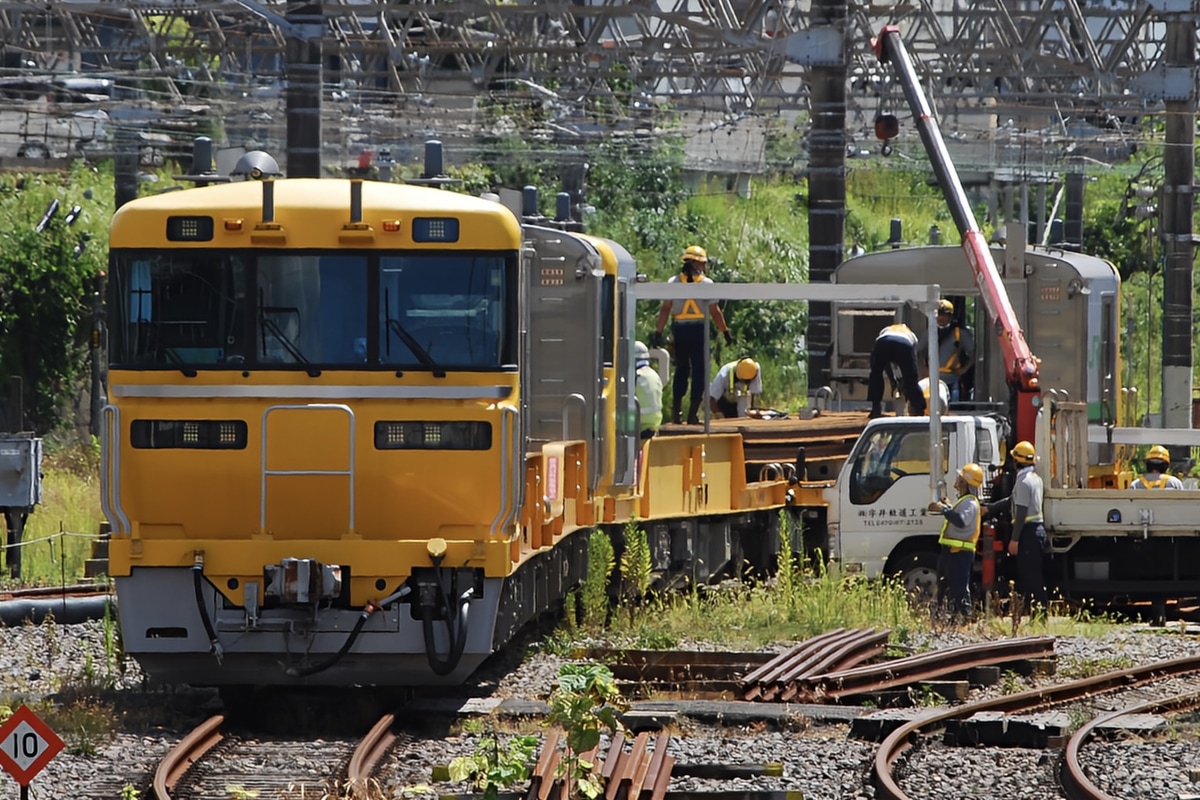 JR東日本 尾久車両センター キヤe195系 ST-10編成