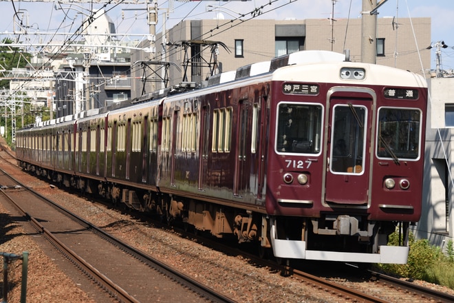 西宮車庫7000系7027Fを不明で撮影した写真