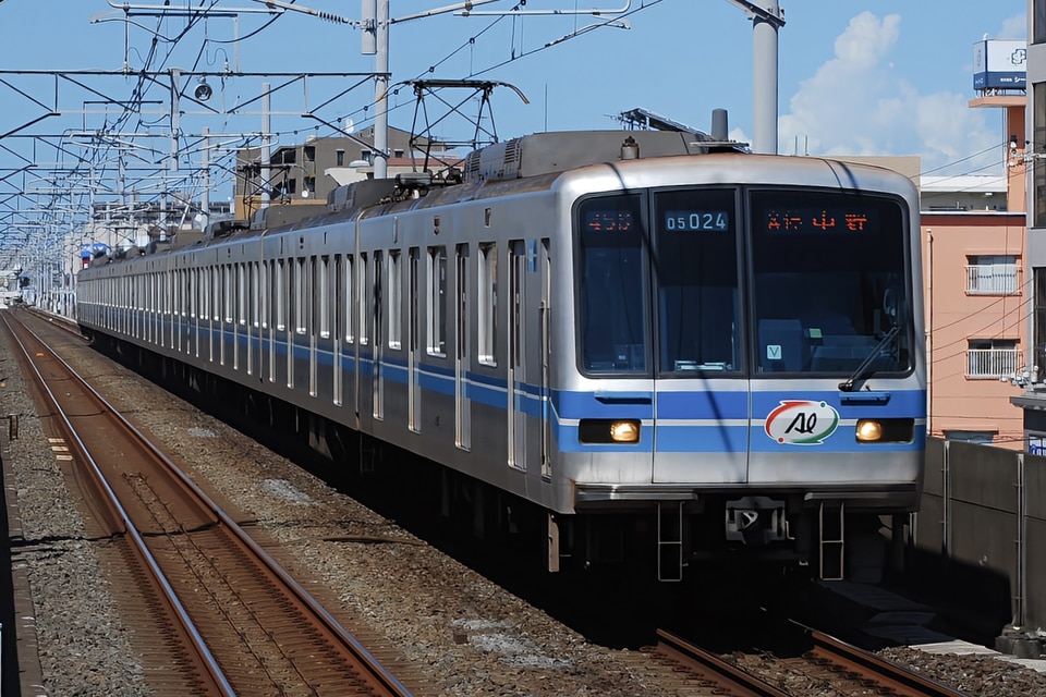 メトロ05系05-124F<br class="br-sp" />(05-124編成)の写真