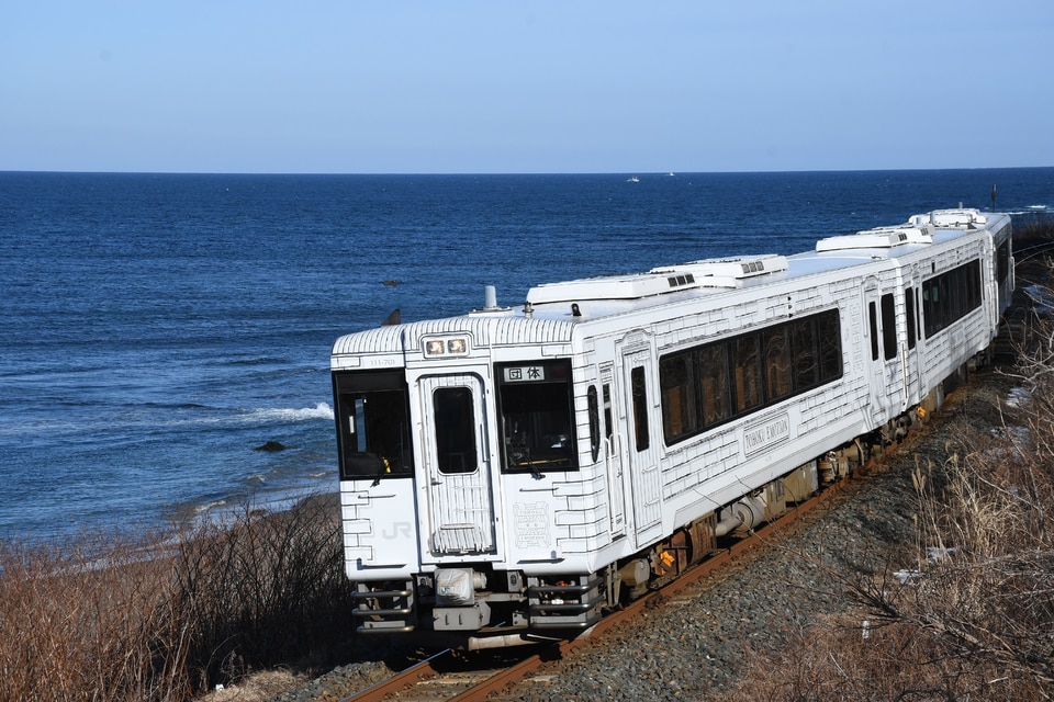 JR東キハ110系TOHOKU EMOTIONの写真