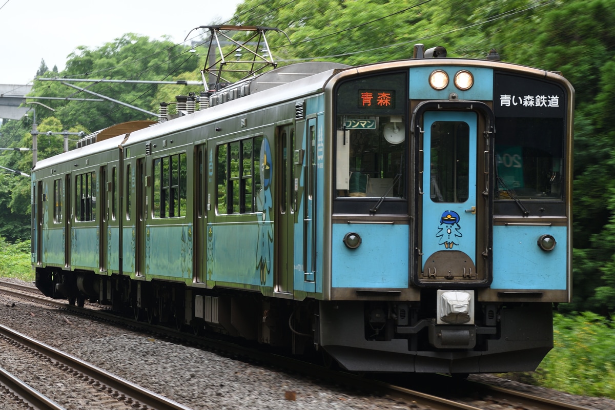 青い森鉄道  青い森701系 
