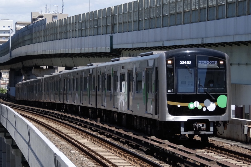 大阪メトロ24系652F<br class="br-sp" />(652編成)の写真