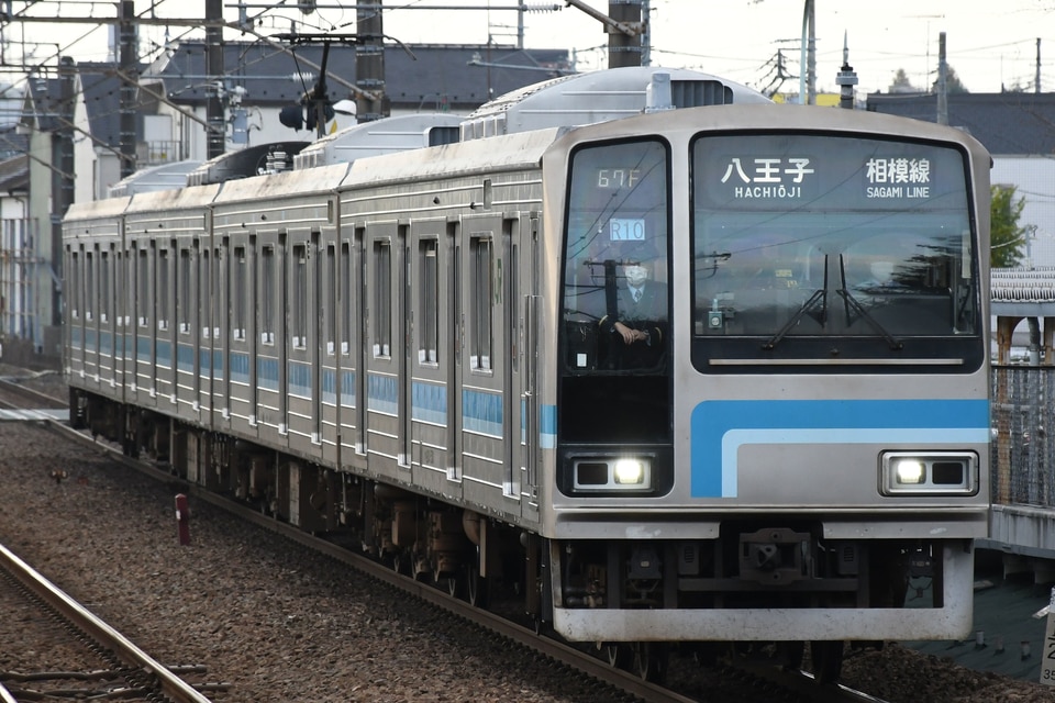 JR東205系コツR10編成<br class="br-sp" />(コツR10)(R10)の写真