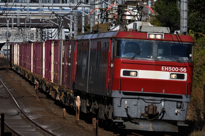 仙台総合鉄道部EH50056を目白駅で撮影した写真