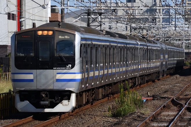 鎌倉車両センター本所E217系クラY-128編成を西船橋駅で撮影した写真