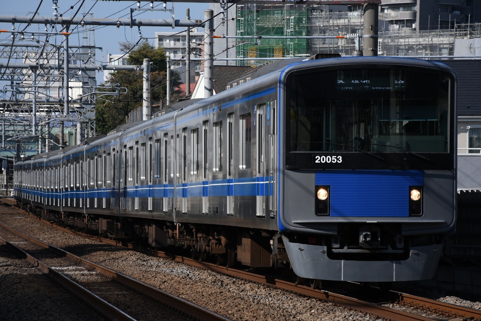 西武20000系20153F<br class="br-sp" />(20153編成)の写真