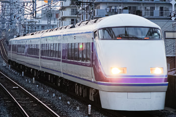 東武鉄道  100系 105F