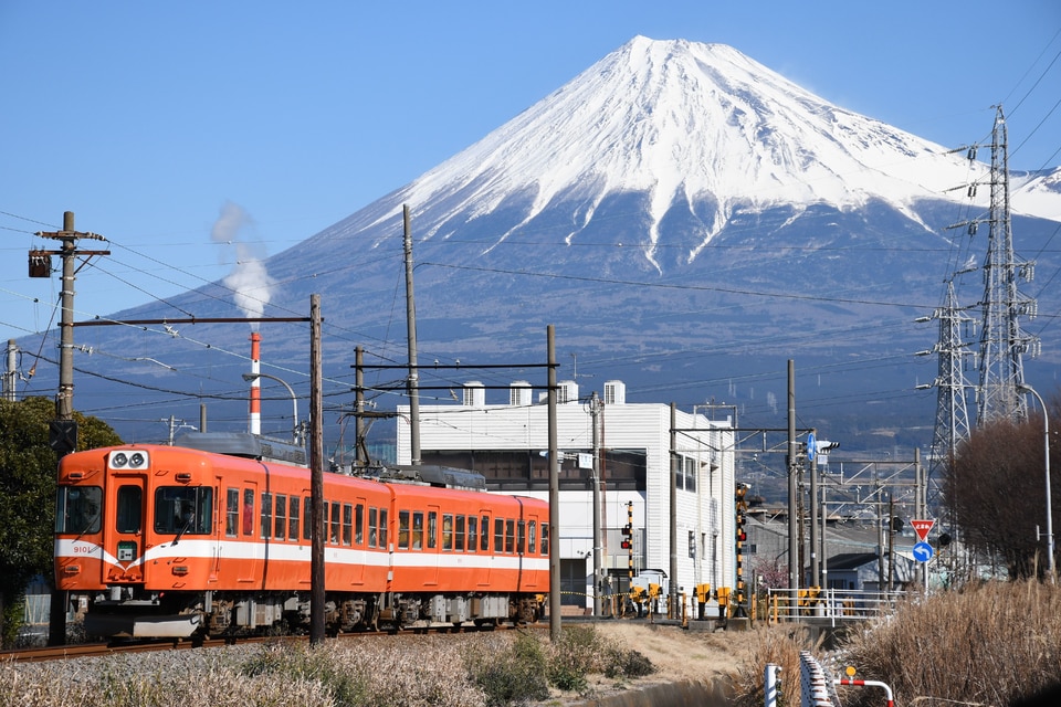 岳南9000形9001F<br class="br-sp" />(9001編成)の写真
