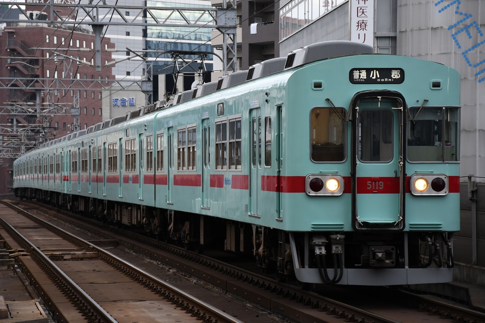 西鉄5000形5119F<br class="br-sp" />(5119編成)の写真
