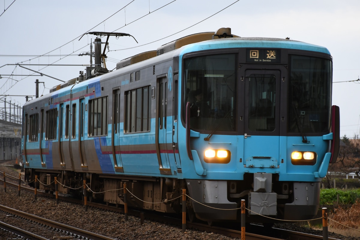 IRいしかわ鉄道  521系 IR02編成