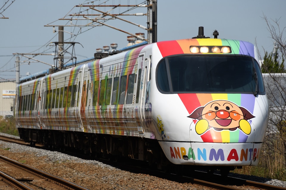 JR四8000系S3編成の写真