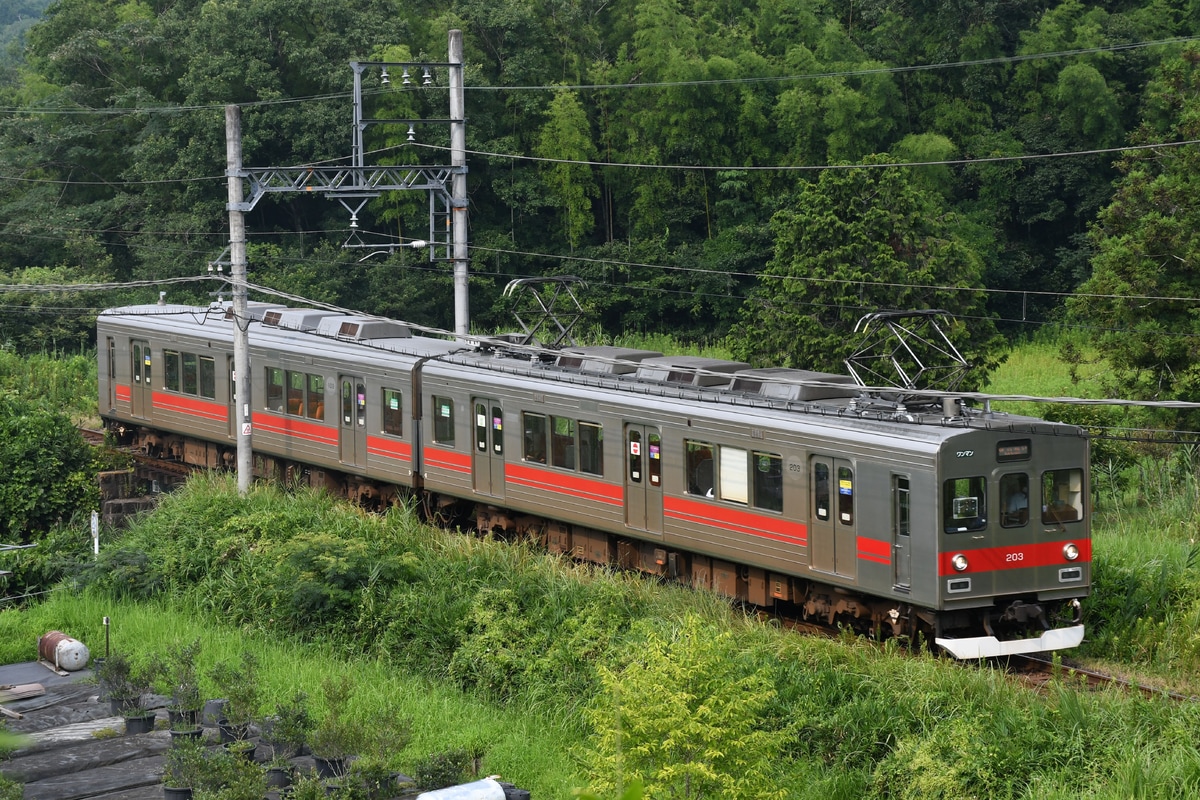 伊賀鉄道 上野市車庫 200系 SE53