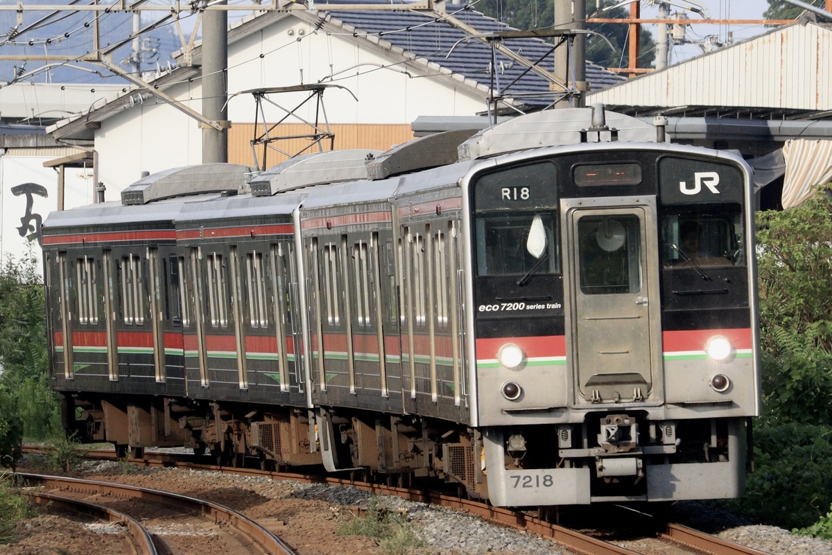 JR四国 高松運転所 7200系 R18編成
