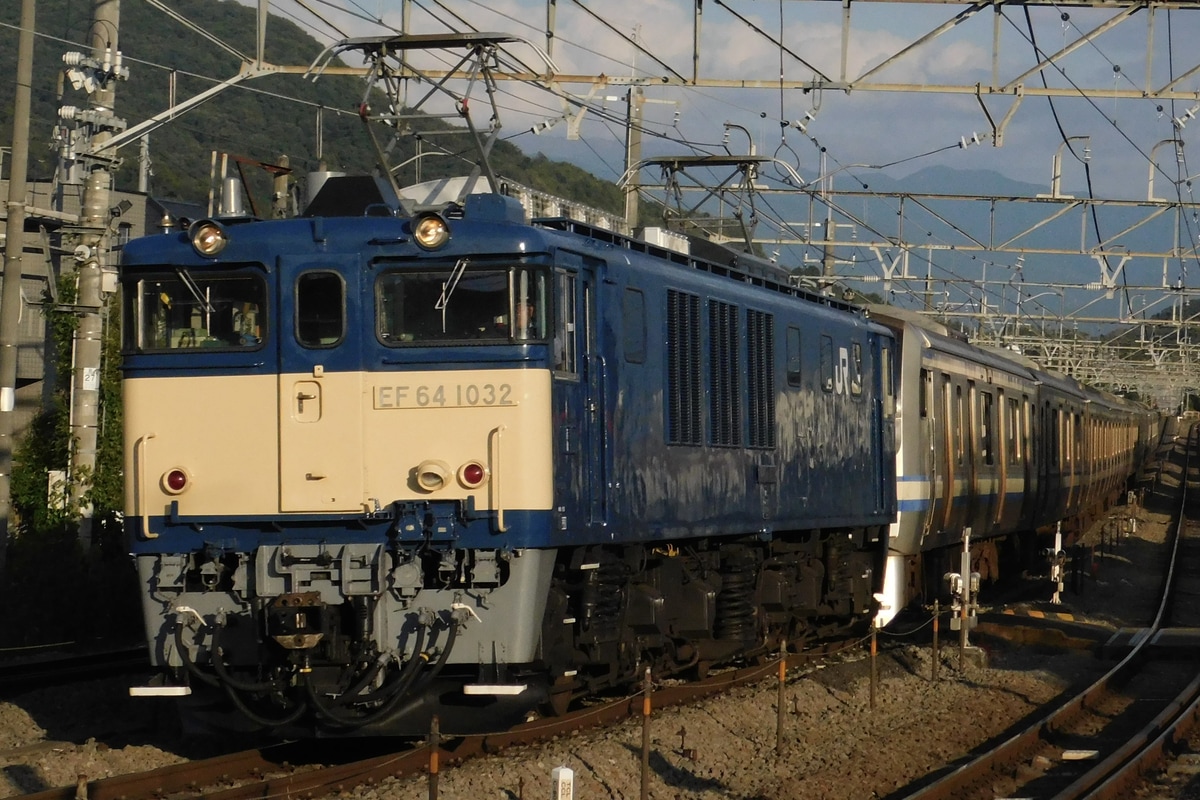 JR東日本 新潟車両センター EF64 1032