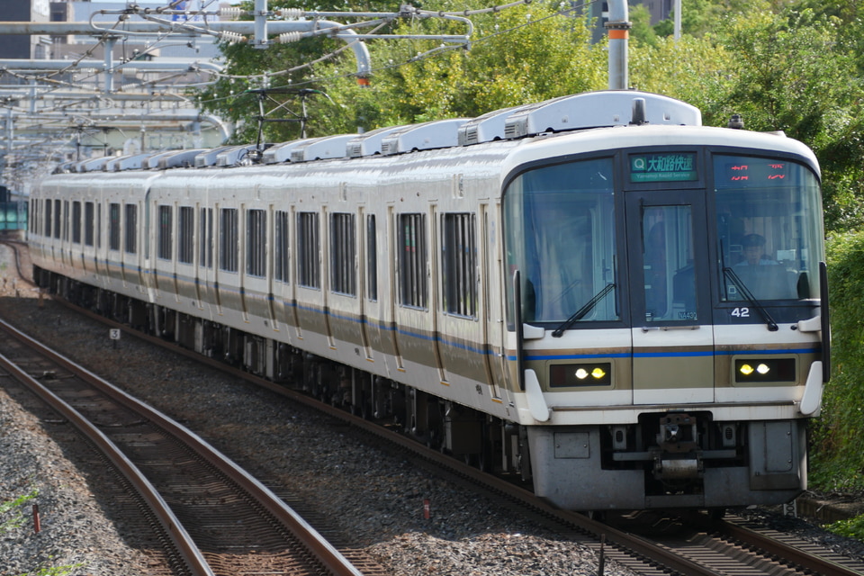 JR西221系NA430編成の写真