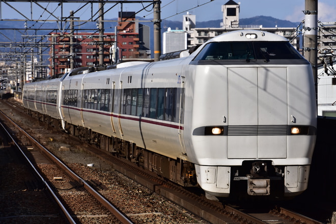 福知山電車区289系FH305編成を梅小路京都西駅で撮影した写真