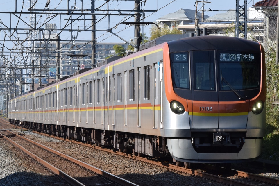 メトロ17000系17102F<br class="br-sp" />(17102編成)の写真