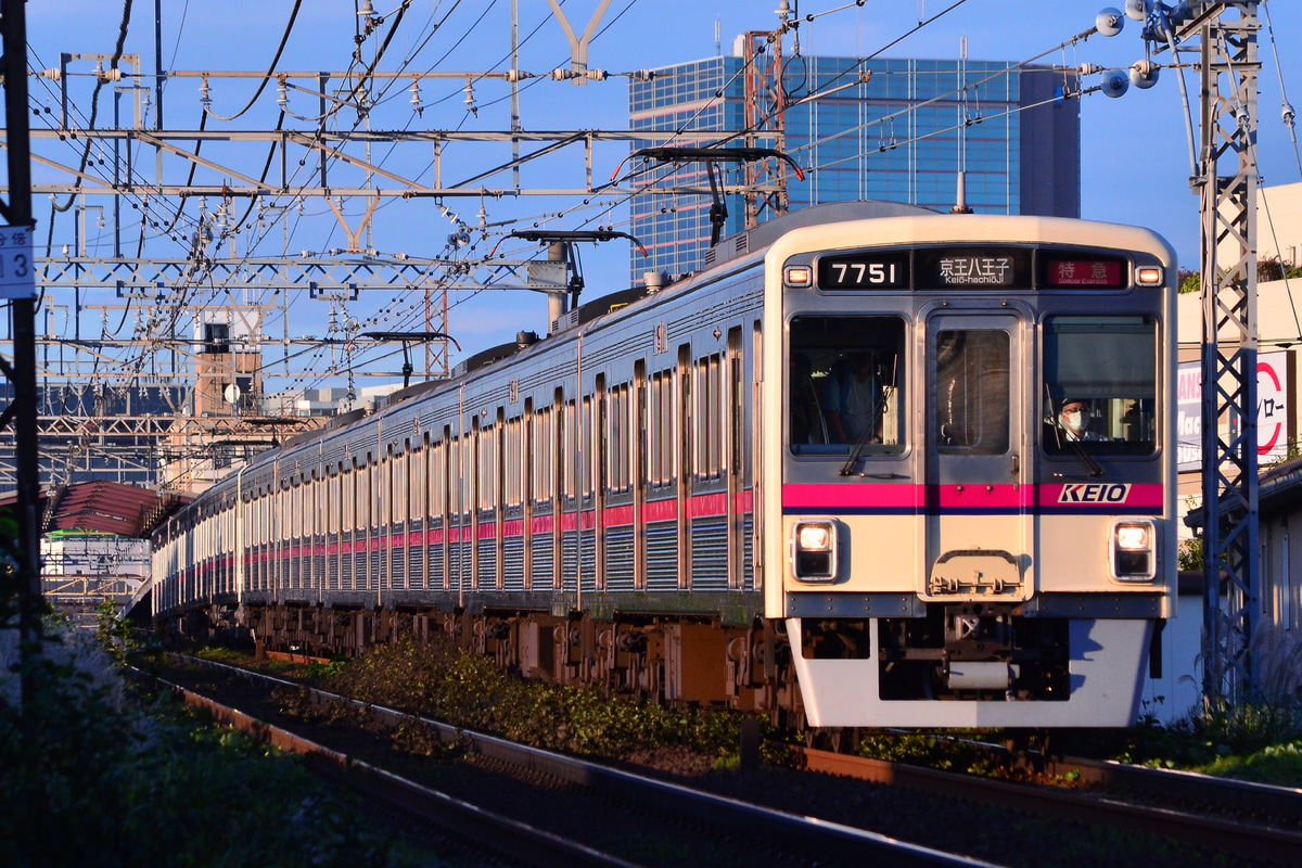 JR東日本  7000系 