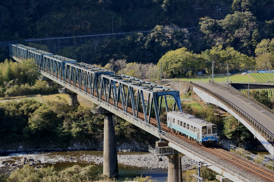 JR四キハ32形キハ32-13の写真