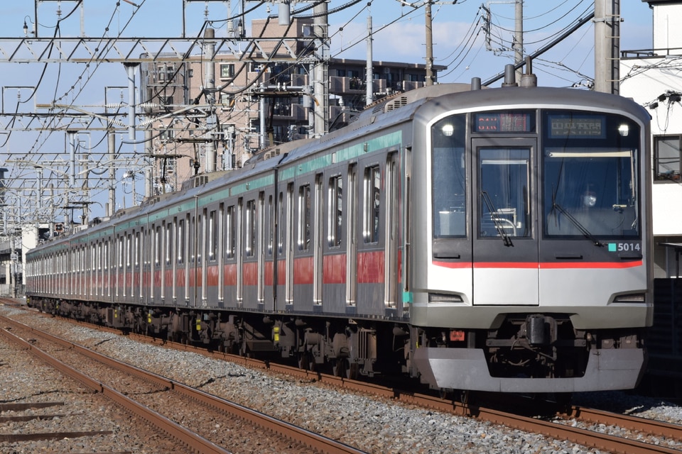東急5000系5114F<br class="br-sp" />(5114編成)の写真