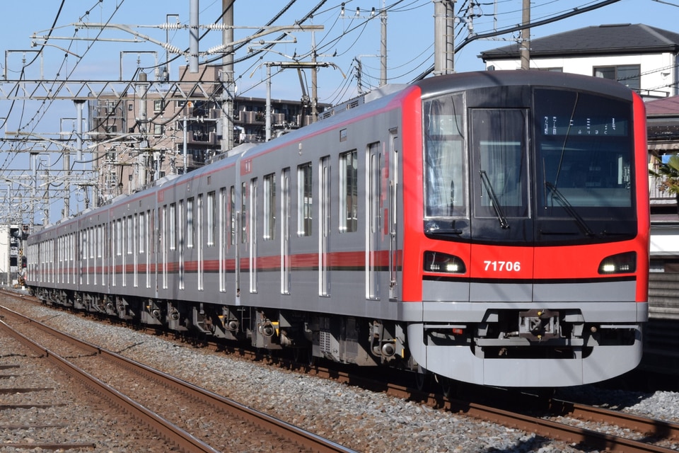 東武70000系71706F<br class="br-sp" />(71706編成)の写真