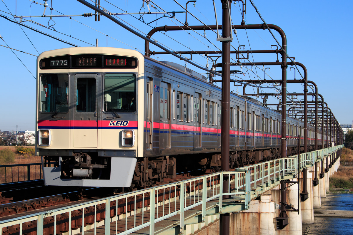 京王電鉄  7000系 7723F