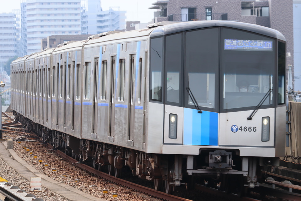 横市交3000R形3461F<br class="br-sp" />(3461編成)の写真