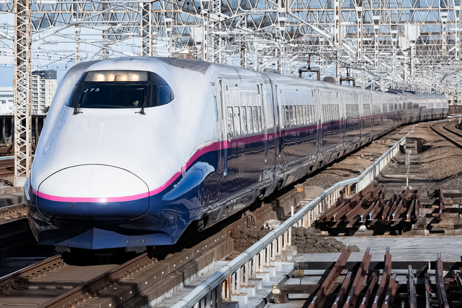 E2系J73編成を大宮駅で撮影した写真