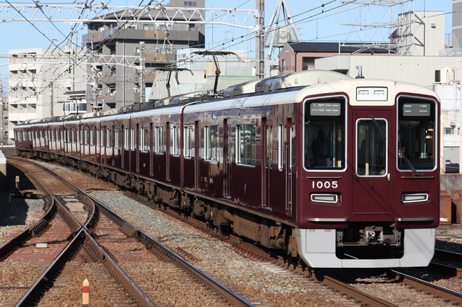 西宮車庫1000系1005Fを園田駅で撮影した写真