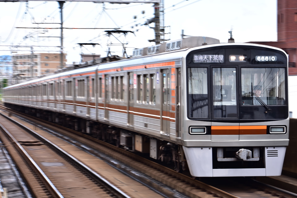 大阪メトロ66系66610F<br class="br-sp" />(66610編成)の写真