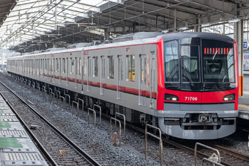 東武鉄道  70000系 71706F