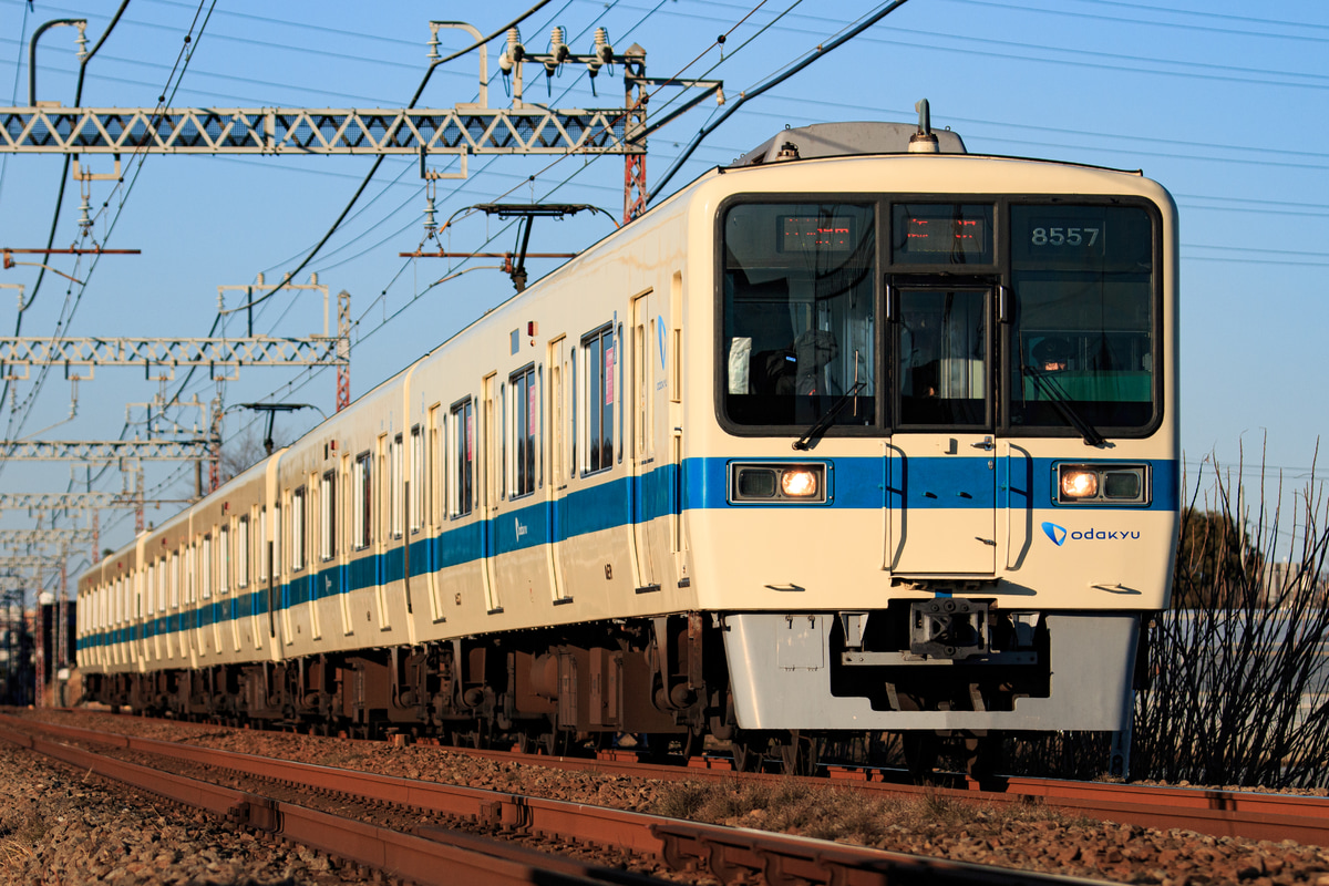 小田急電鉄  8000形 8257F
