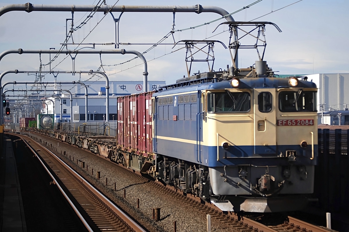 JR貨物 新鶴見機関区 EF65 2084