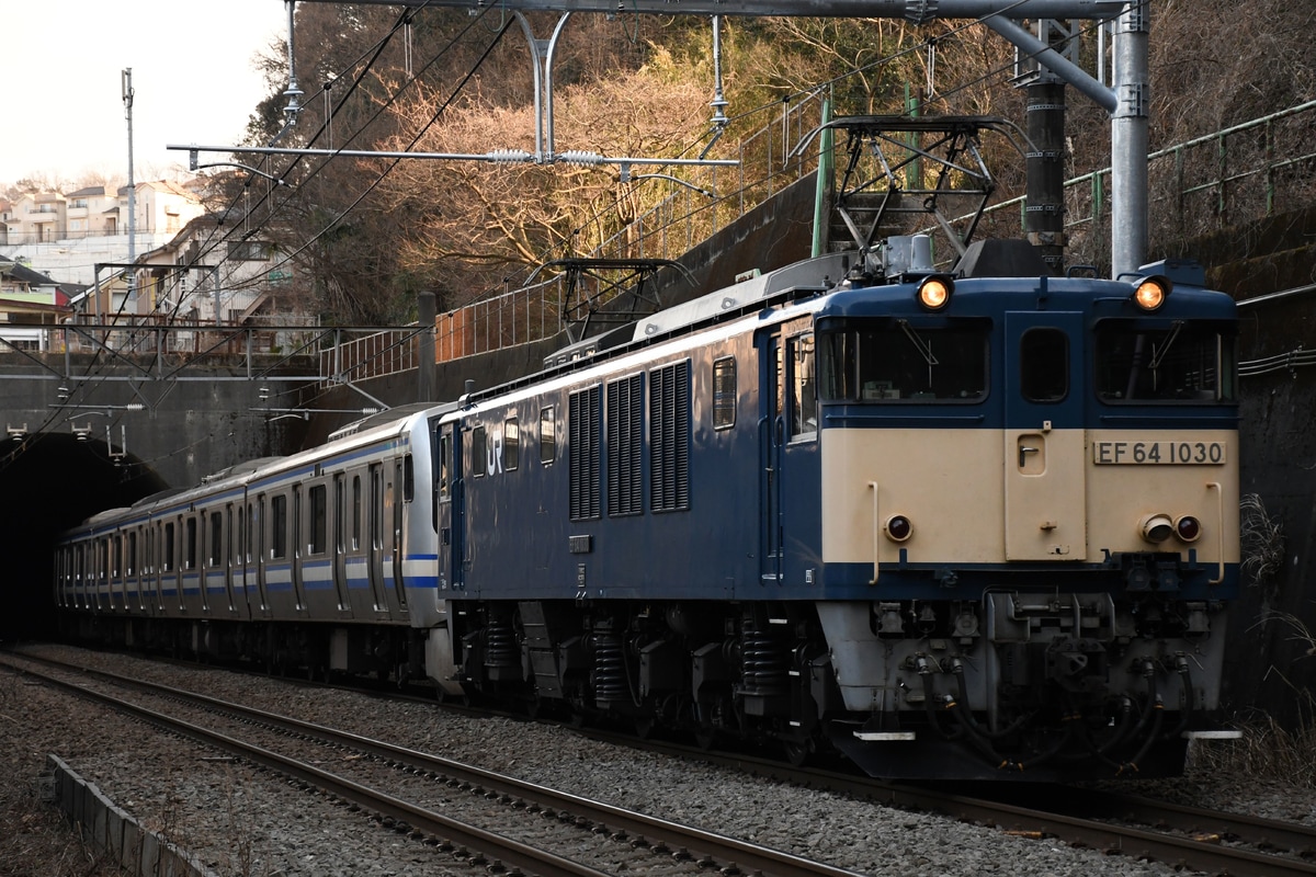 JR東日本 長岡車両センター EF64 1030