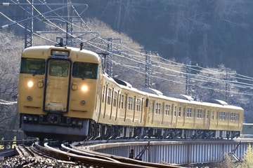 JR西日本 下関総合車両所岡山電車支所 115系 D-03編成