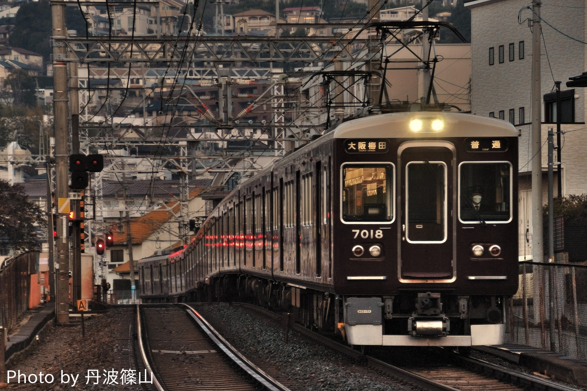 阪急電鉄 平井車庫 7000 7018F