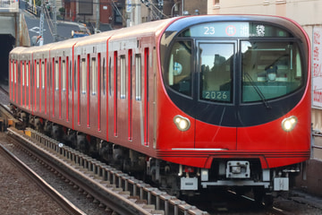 東京メトロ  2000系 2026F