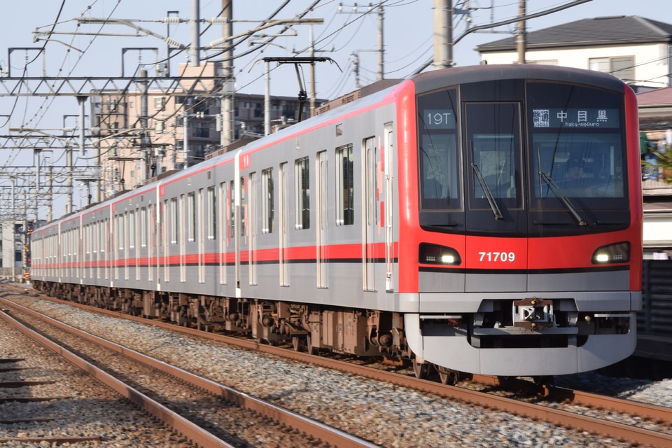 東武70000系71709F<br class="br-sp" />(71709編成)の写真