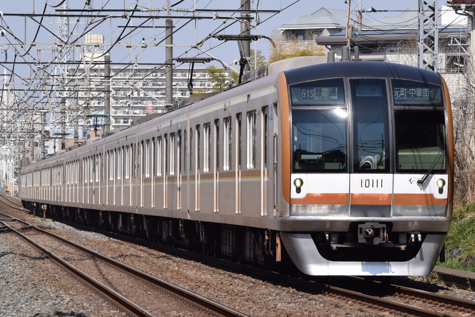 メトロ10000系10111F<br class="br-sp" />(10111編成)の写真