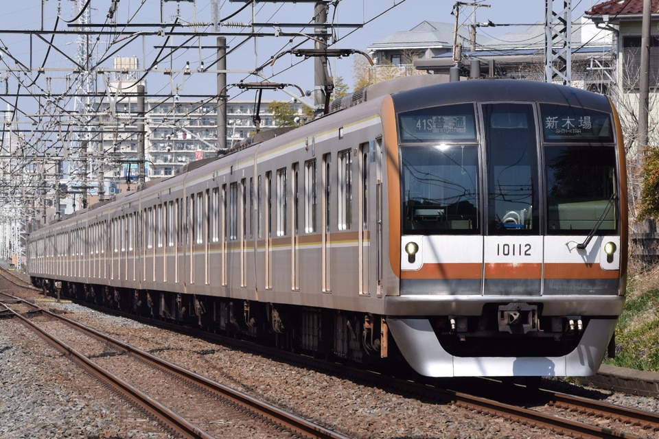 メトロ10000系10112F<br class="br-sp" />(10112編成)の写真