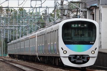 西武鉄道  30000系 32102F