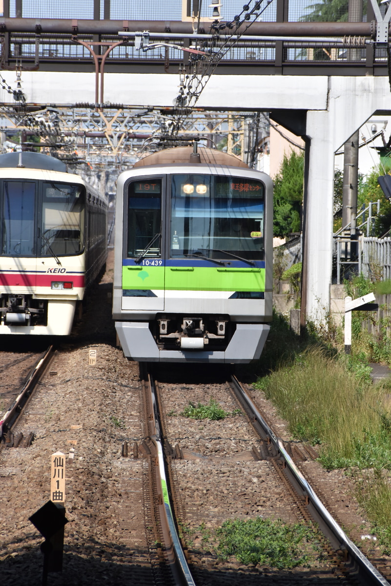 JR東日本  7000 