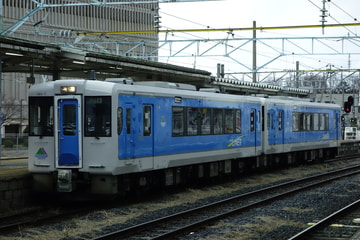 JR東日本 山形新幹線車両センター キハ101 7
