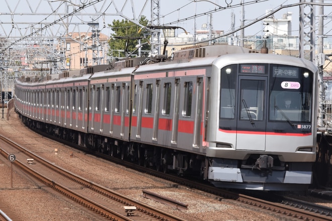 東横線5050系5177Fを多摩川駅で撮影した写真