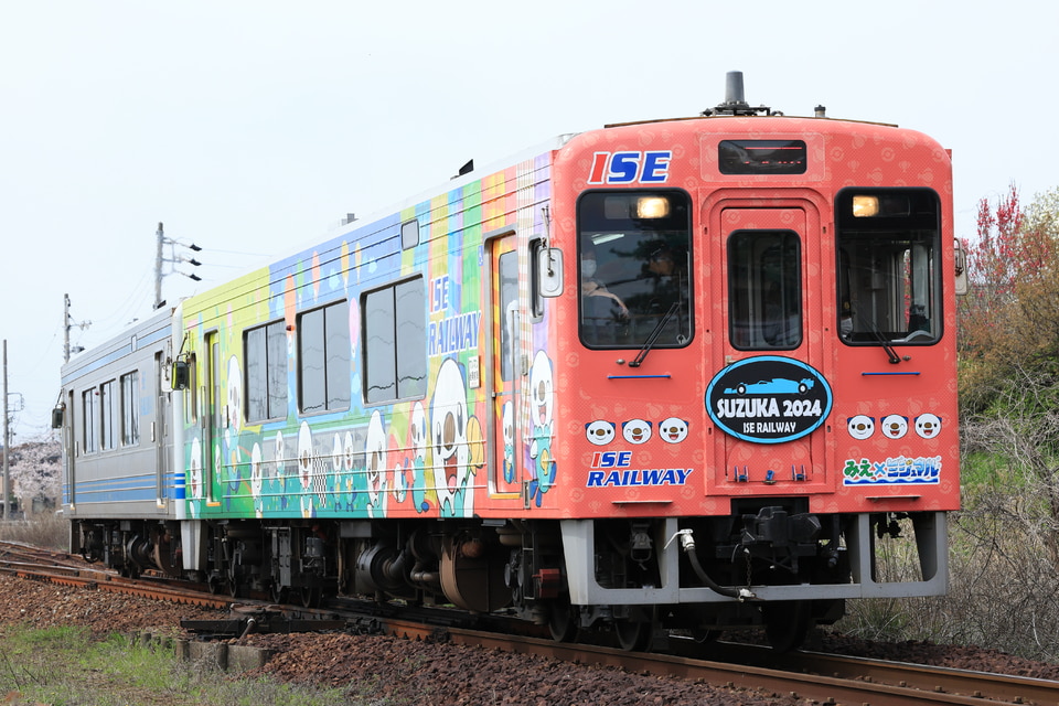 伊勢鉄道 イセⅢ型 イセ102の写真