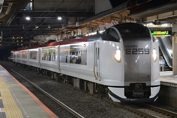JR東日本 鎌倉車両センター本所 E259系 クラNe017編成