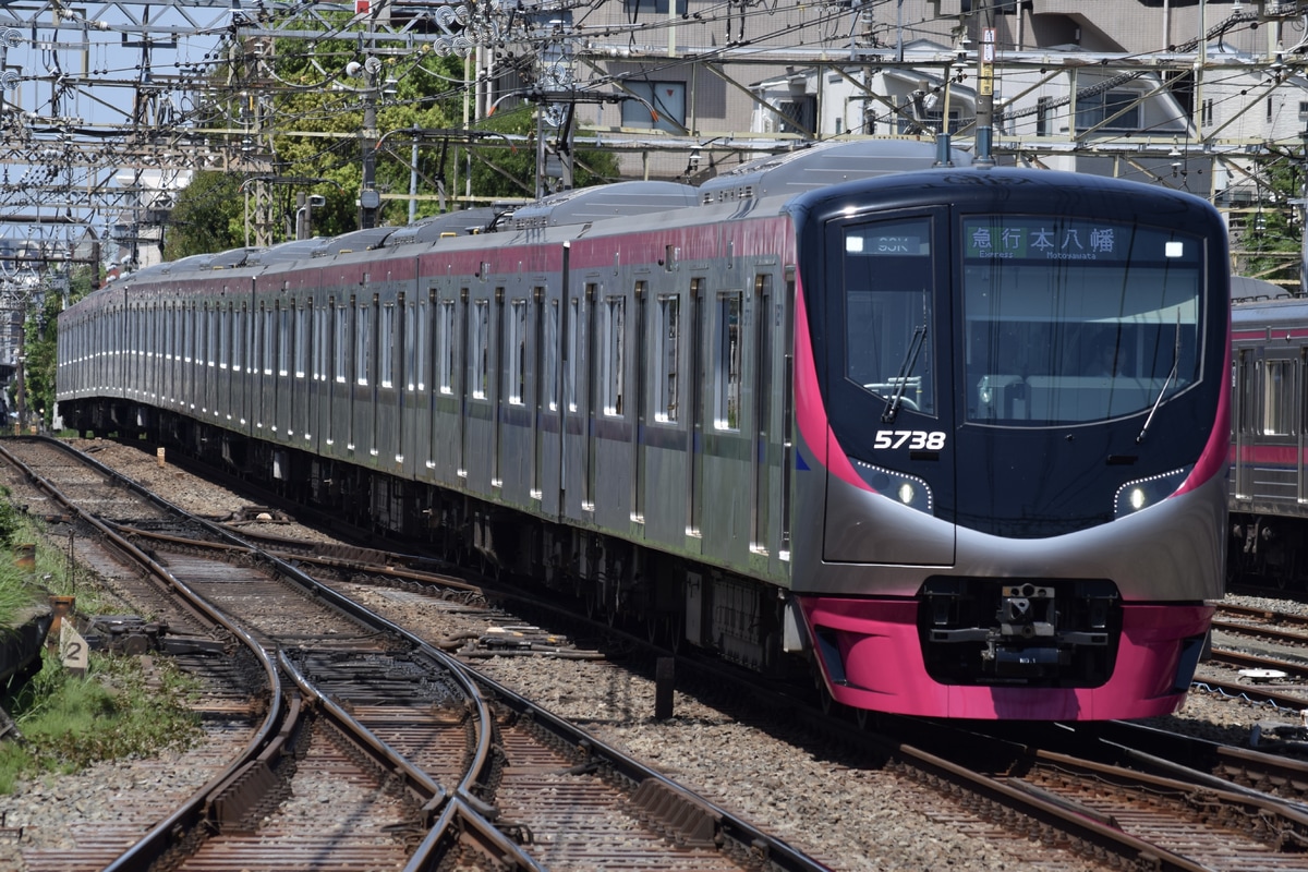 京王電鉄 若葉台検車区 5000系 5738F