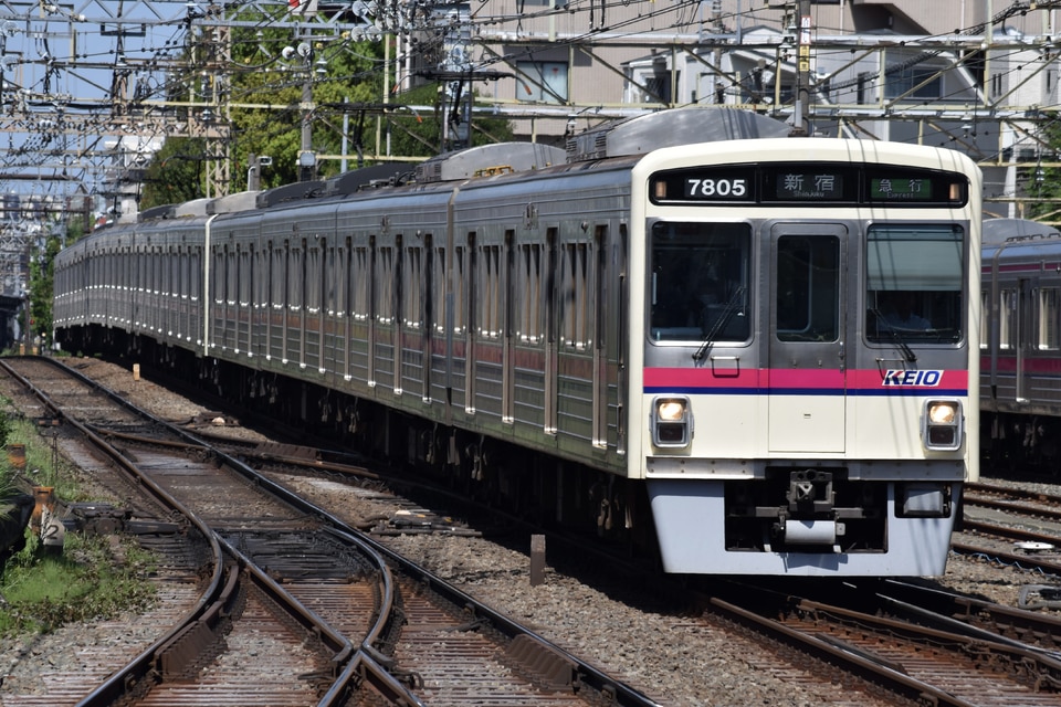 京王7000系7805F<br class="br-sp" />(7805編成)の写真