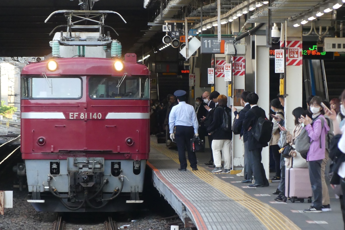 JR東日本 新潟車両センター EF81 140